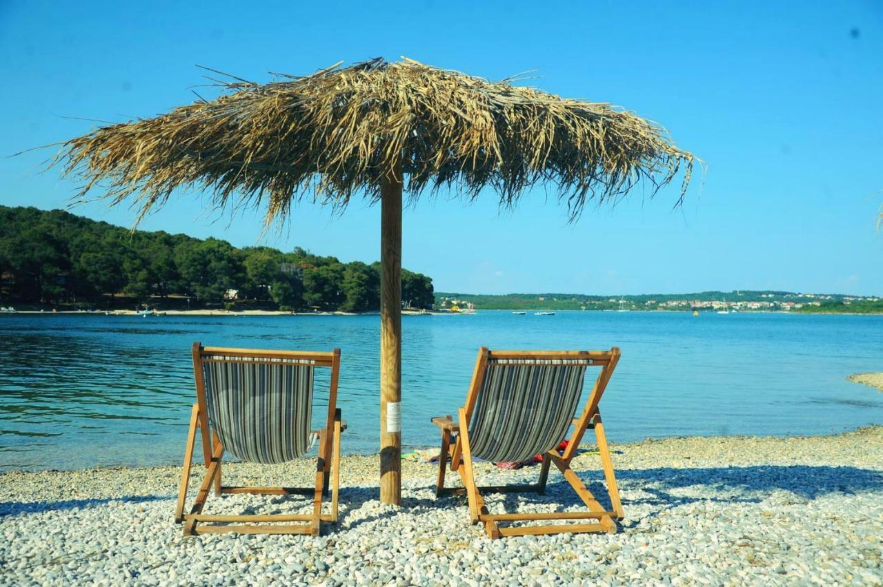 Apartment Razum Πούλα Εξωτερικό φωτογραφία